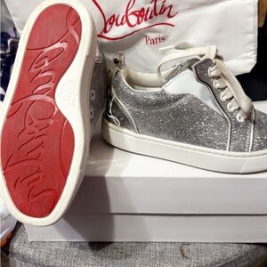 Christian Louboutin Kids Glitter Sneakers - Silver and Red Soles
